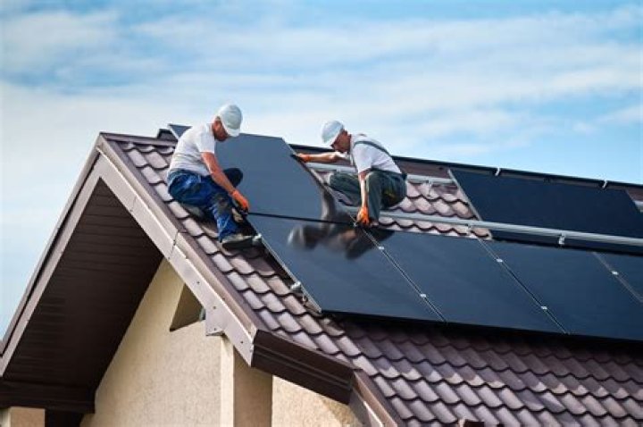 Are solar panels loud in the rain?