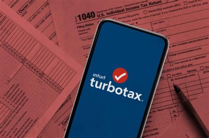 Can I do last years taxes on TurboTax?