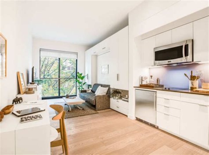 Can I live in an apartment without being on the lease NYC?