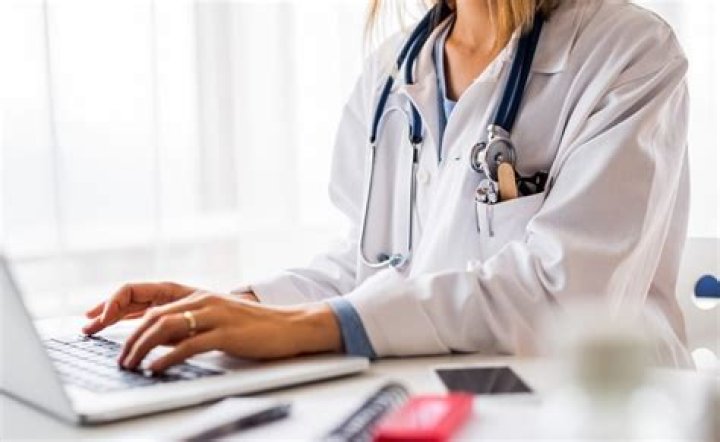 Can medical transcriptionists work from home?