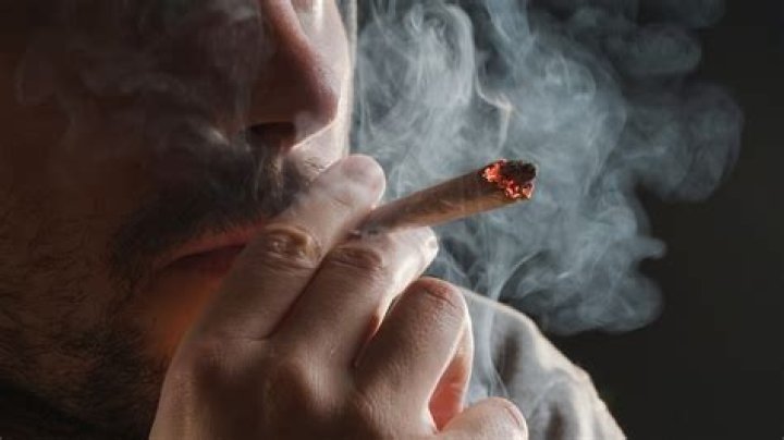 Can u smoke alcohol?