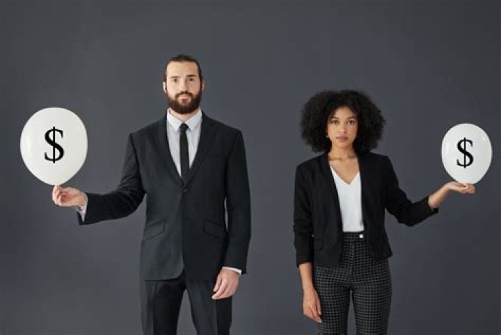 Can you be paid differently for the same job?