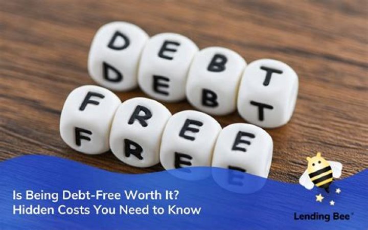 Does being debt free hurt your credit?
