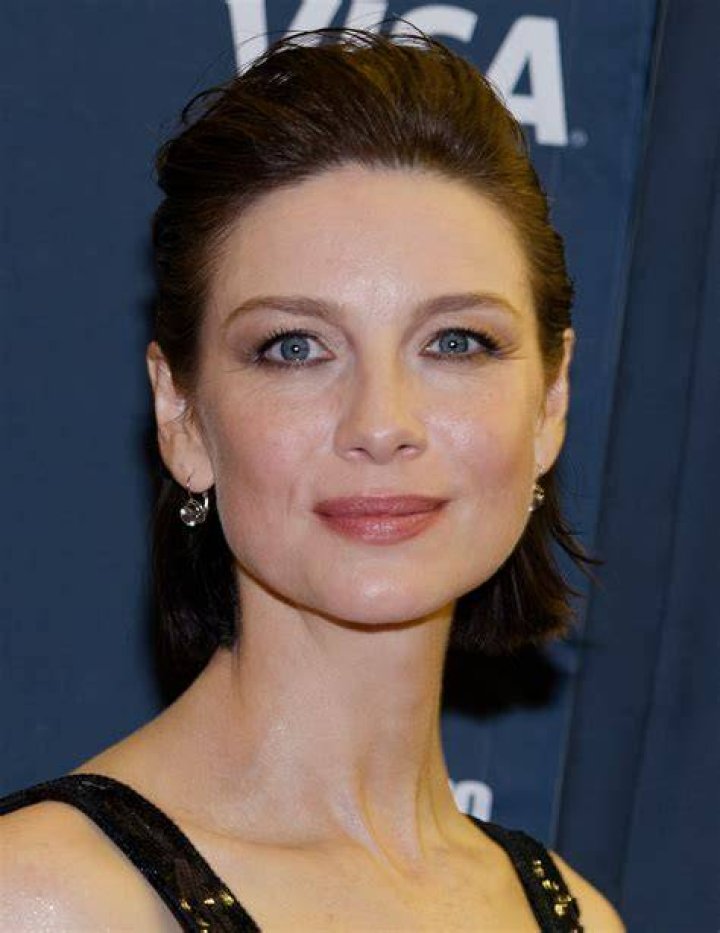 Does Claire Fraser have powers?