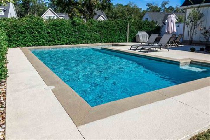Does filling in a pool decrease home value?