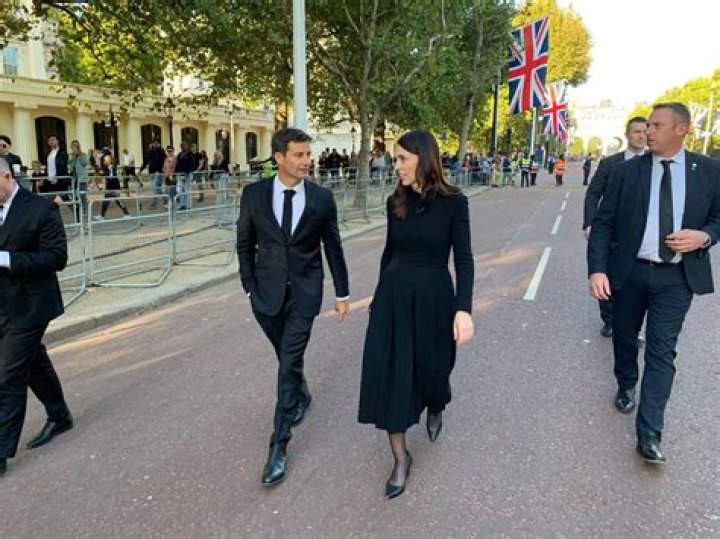 Does Jacinda Ardern have a husband?