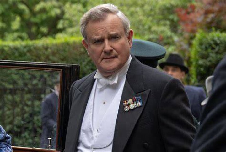 Does Lord Grantham cheat on his wife?