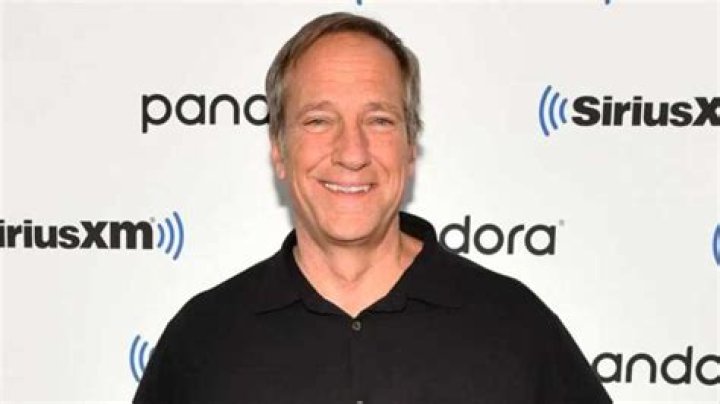 Does Mike Rowe have a wife?