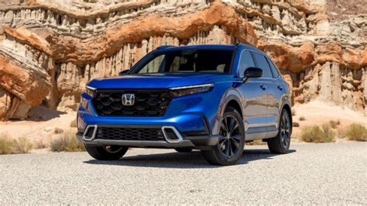 Does Toyota or Honda have more recalls?