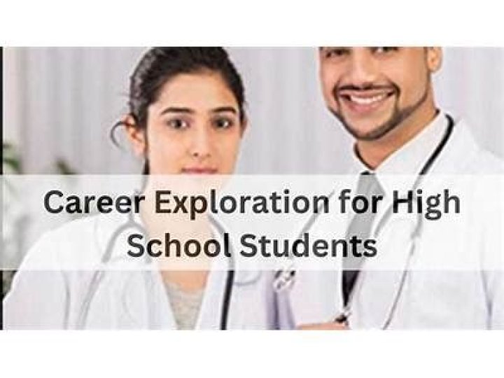 How do high school students choose a career?