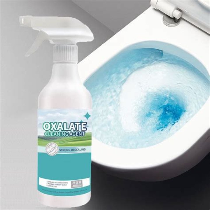 How do you clean a toilet with oxalic acid?