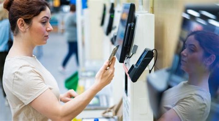 How do you deal with aggressive customers in retail?