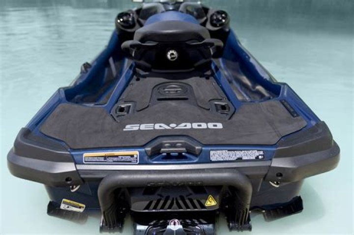 How fast does a 170 HP jet ski go?