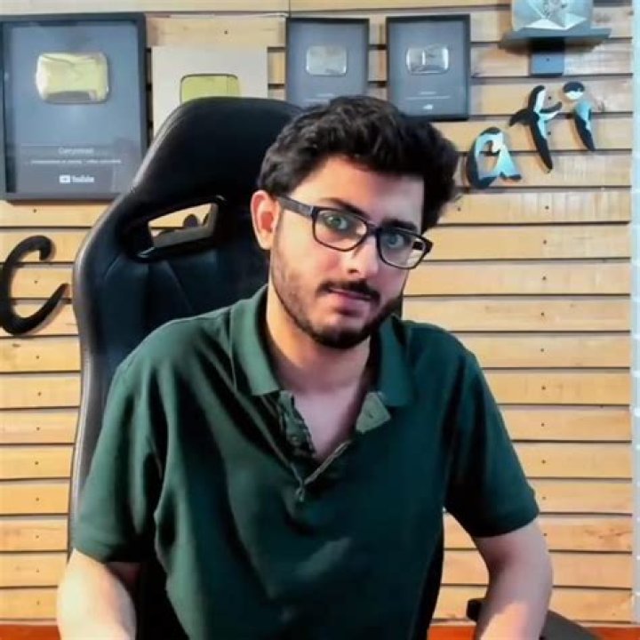 How is Deepak char related to CarryMinati?