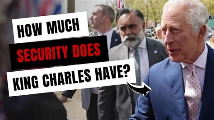 How many bodyguards does the Queen have?