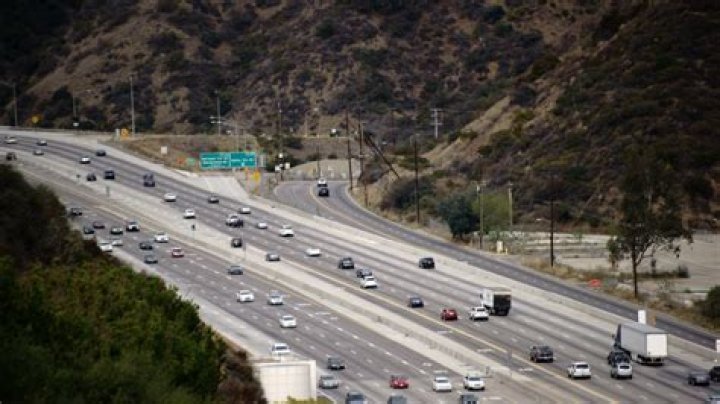 How much does it cost to move from San Diego to Los Angeles?