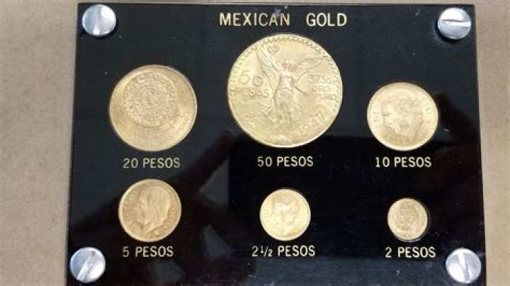How much gold is in a 2 peso Mexican coin?