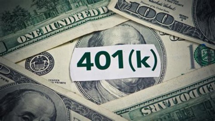 How much money did 401ks lose in 2008?
