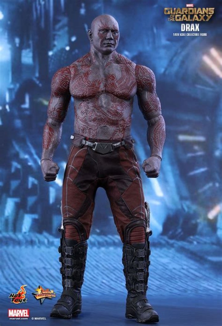 How tall is Drax the Destroyer?