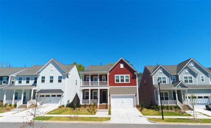 Is 2021 a good year to flip houses?