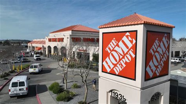 Is Bernie Marcus still invested in Home Depot?