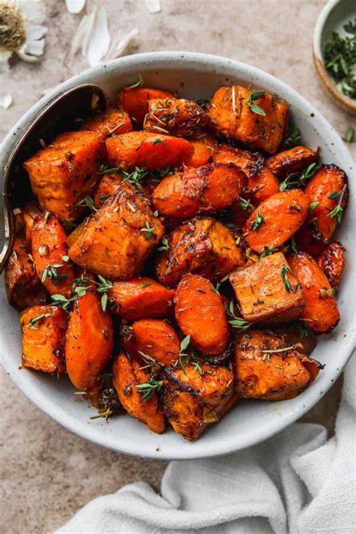 Is cooked sweet potatoes good for dogs?