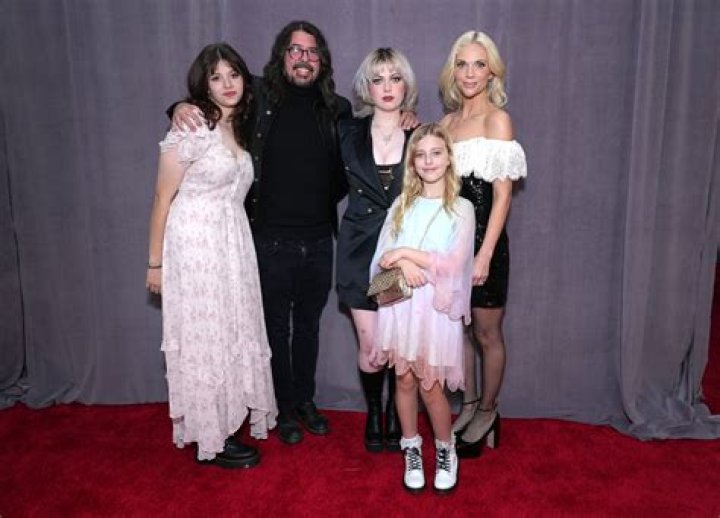 Is Dave Grohl's daughter in the Foo Fighters?