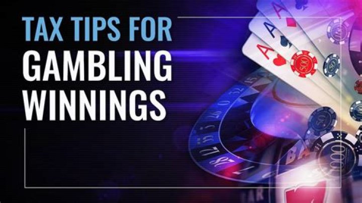 Is online gambling winnings taxable in Canada?