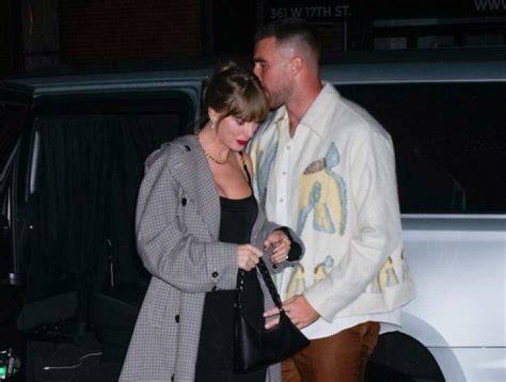What did Taylor Swift struggle with?