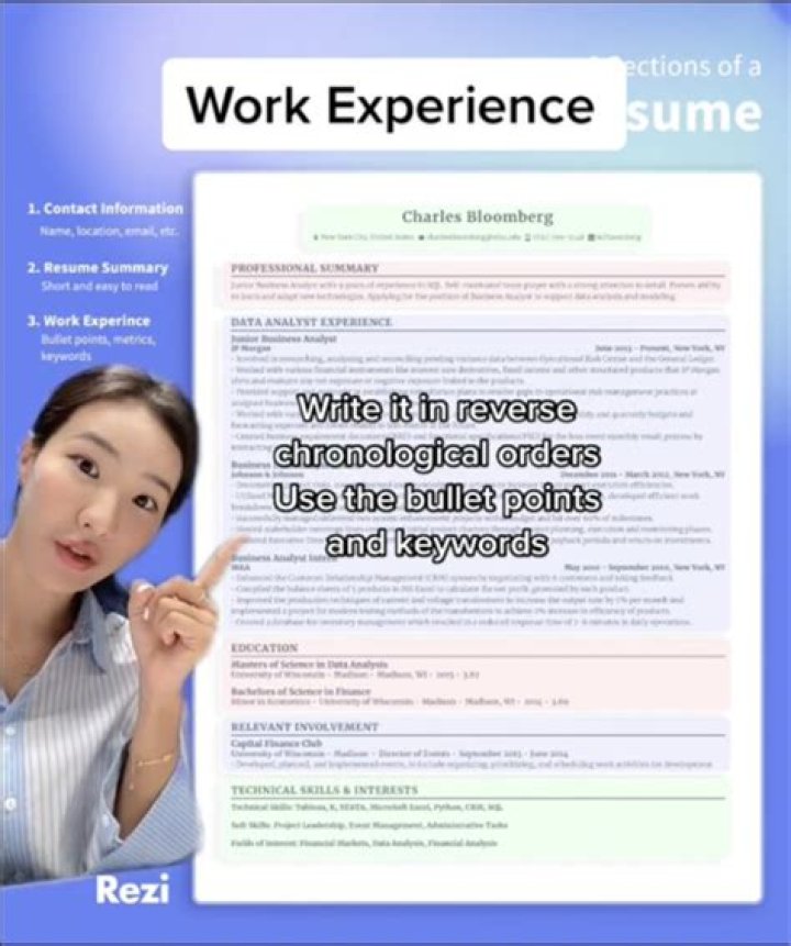 What does a resume outline look like?