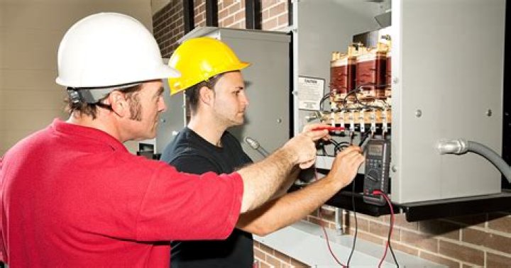 What education does electricians need?
