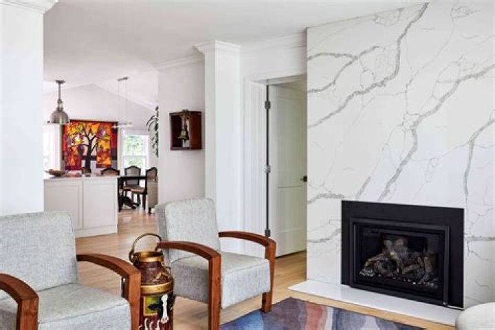 What is a parlor room used for?