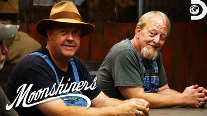 What is Diggers real name on Moonshiners?