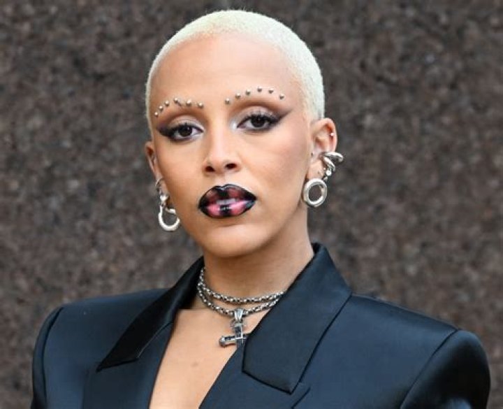 What is Doja Cat real name?