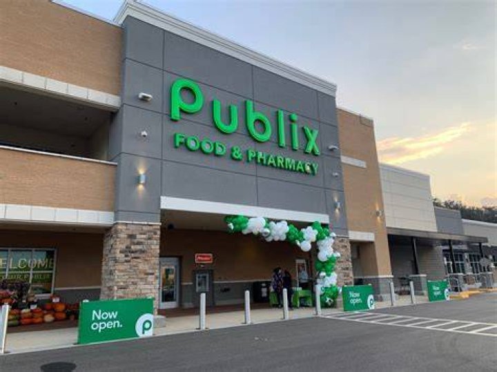 What is Publix mission?