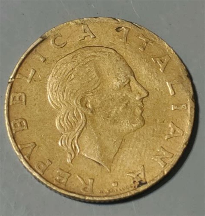 What is Repvbblica Italiana?