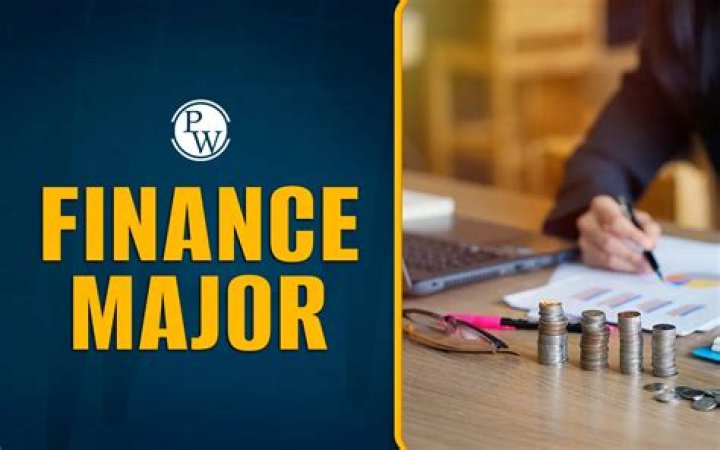 What minors go well with a finance major?