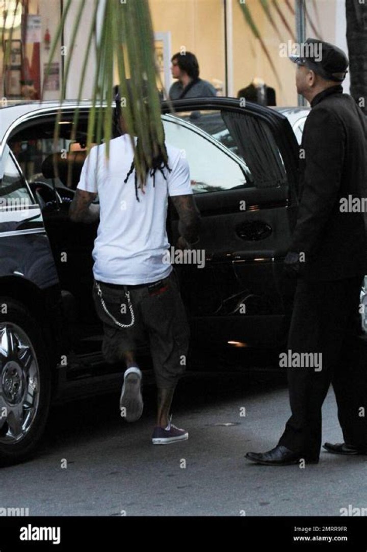 What type of people have chauffeurs?