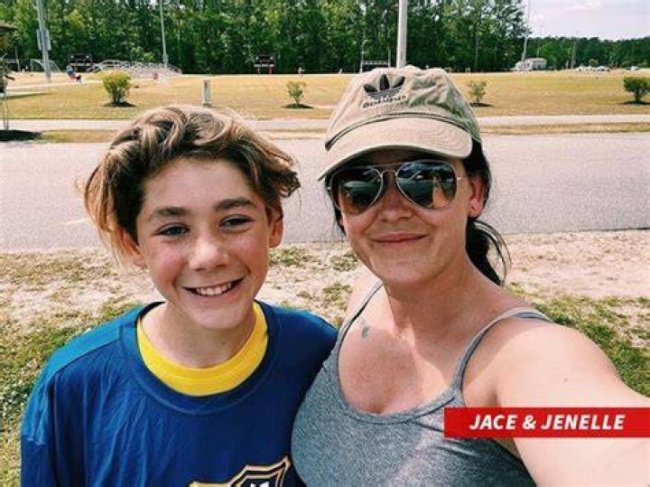 Where is Jenelle now?