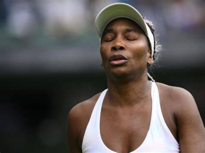Which Williams girl has Sjogren's?