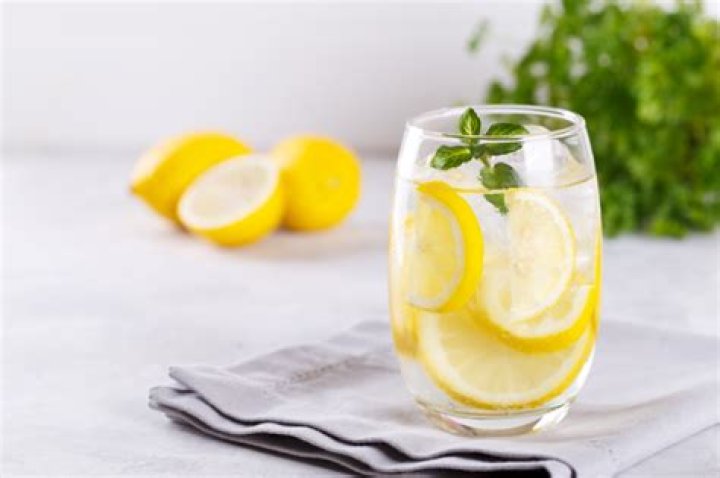 Why you shouldn't drink lemon water?
